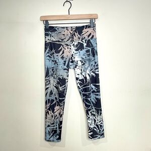 ONZIE Yoga Printed Legging Crops